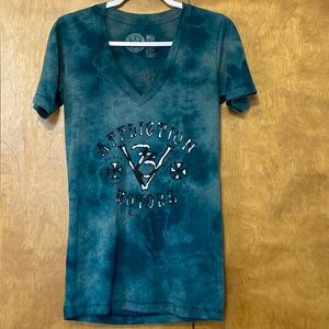 Affliction T-shirt. Large